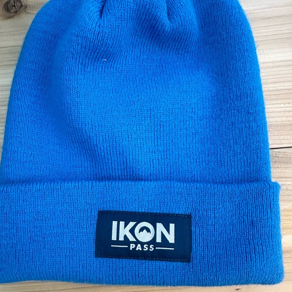 Blue Ikon pass beanie! - Picture 2 of 2